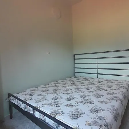 Helen's 別荘 レプトカリヤ